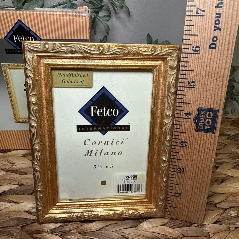 Fetco Wood Ornate Baroque Handpainted Gold Leaf Picture Frame 3.5